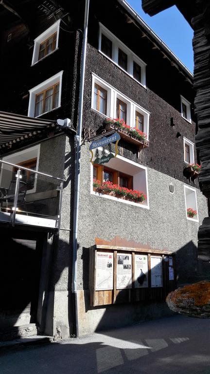 Hotel-Restaurant Drei Tannen Bellwald Kültér fotó