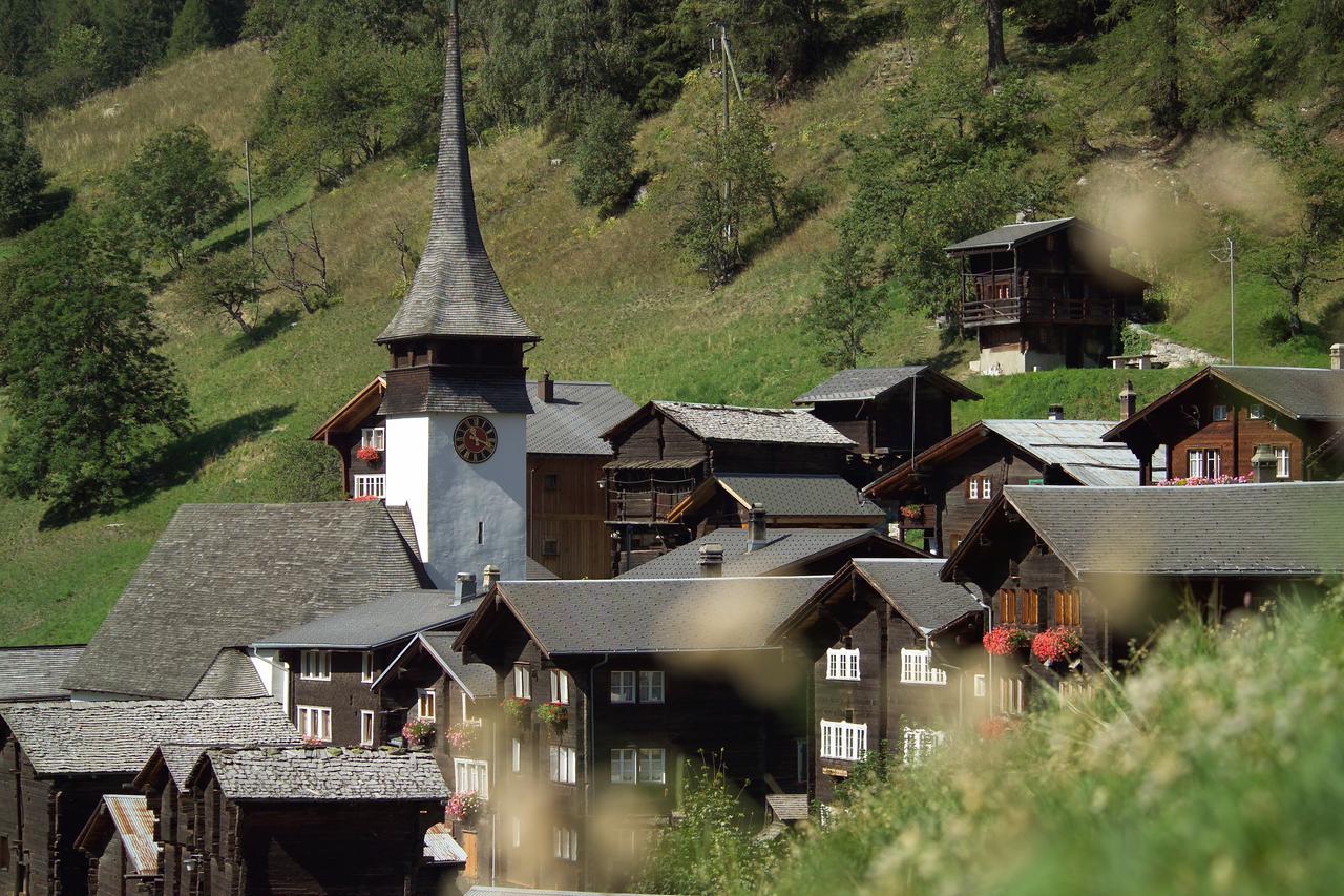 Hotel-Restaurant Drei Tannen Bellwald Kültér fotó